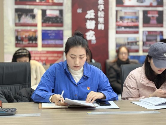 图三